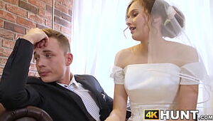 Super-sexy bride pokes stranger while spouse cuckolds